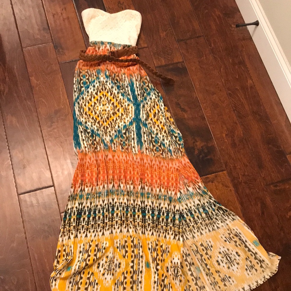 Strapless maxi dress with belt